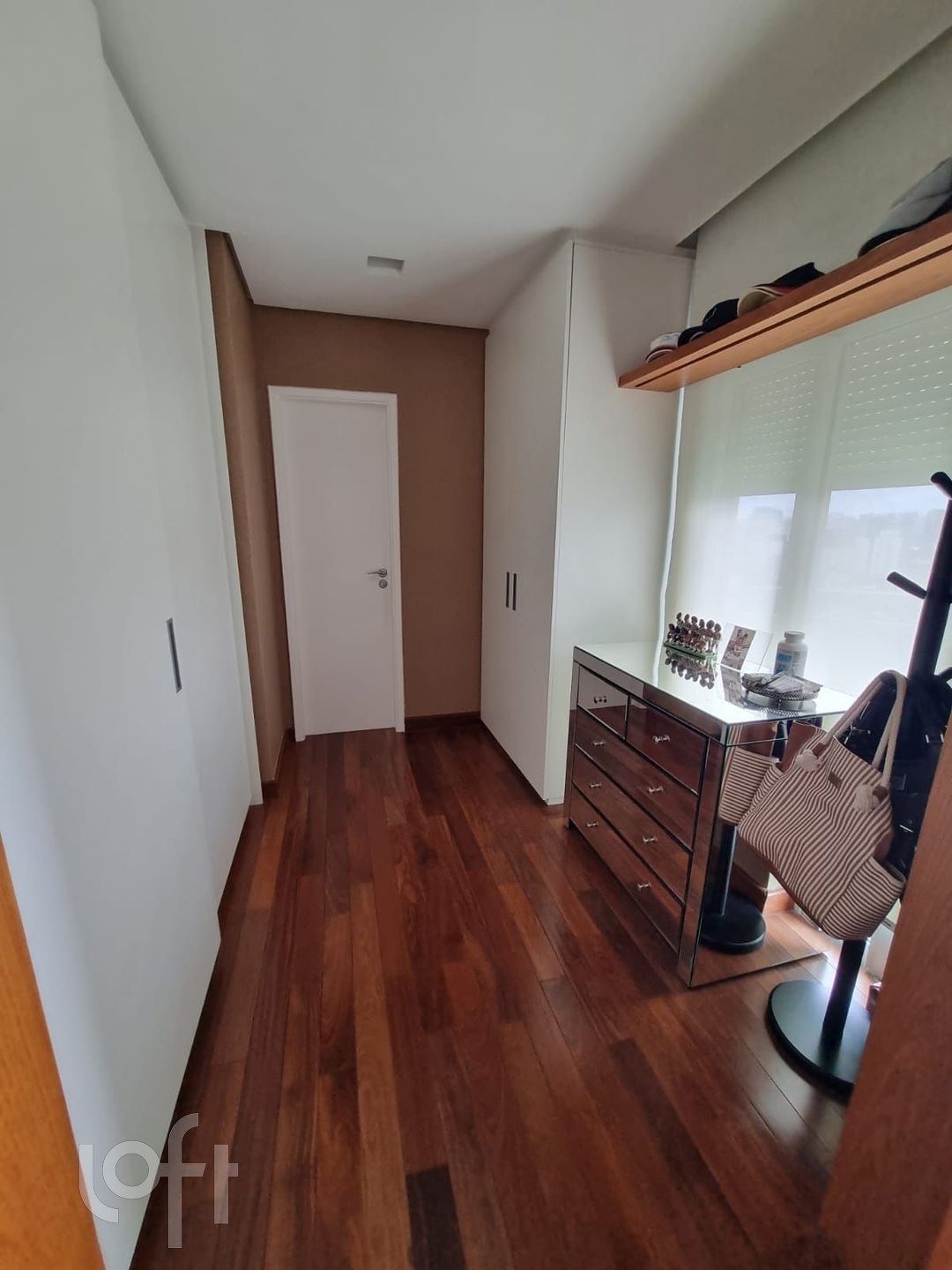 Apartamento à venda com 3 quartos, 240m² - Foto 10