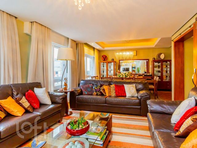 Apartamento com 222m², 4 dormitórios, 2 suítes, 1 vaga, Independência em Porto Alegre