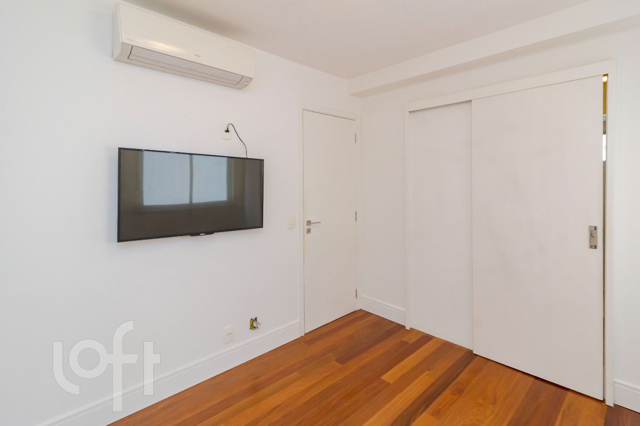 Apartamento à venda com 2 quartos, 65m² - Foto 21