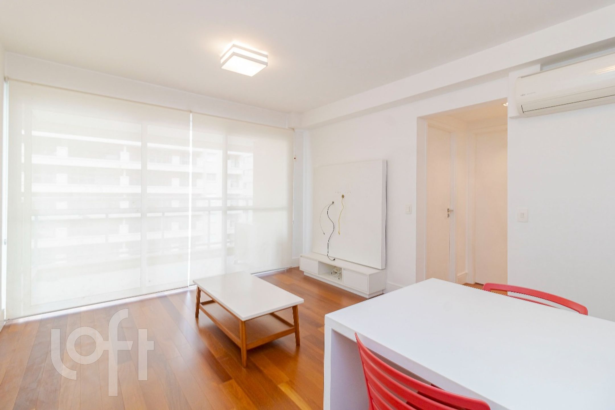 Apartamento à venda com 2 quartos, 65m² - Foto 32