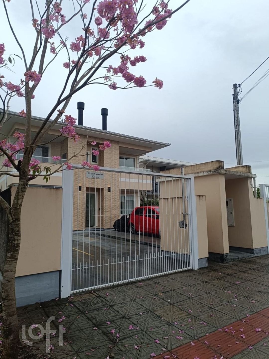 Apartamento à venda em Nova Palhoca com 60 m², 2 quartos, 1 suíte, 1 vaga