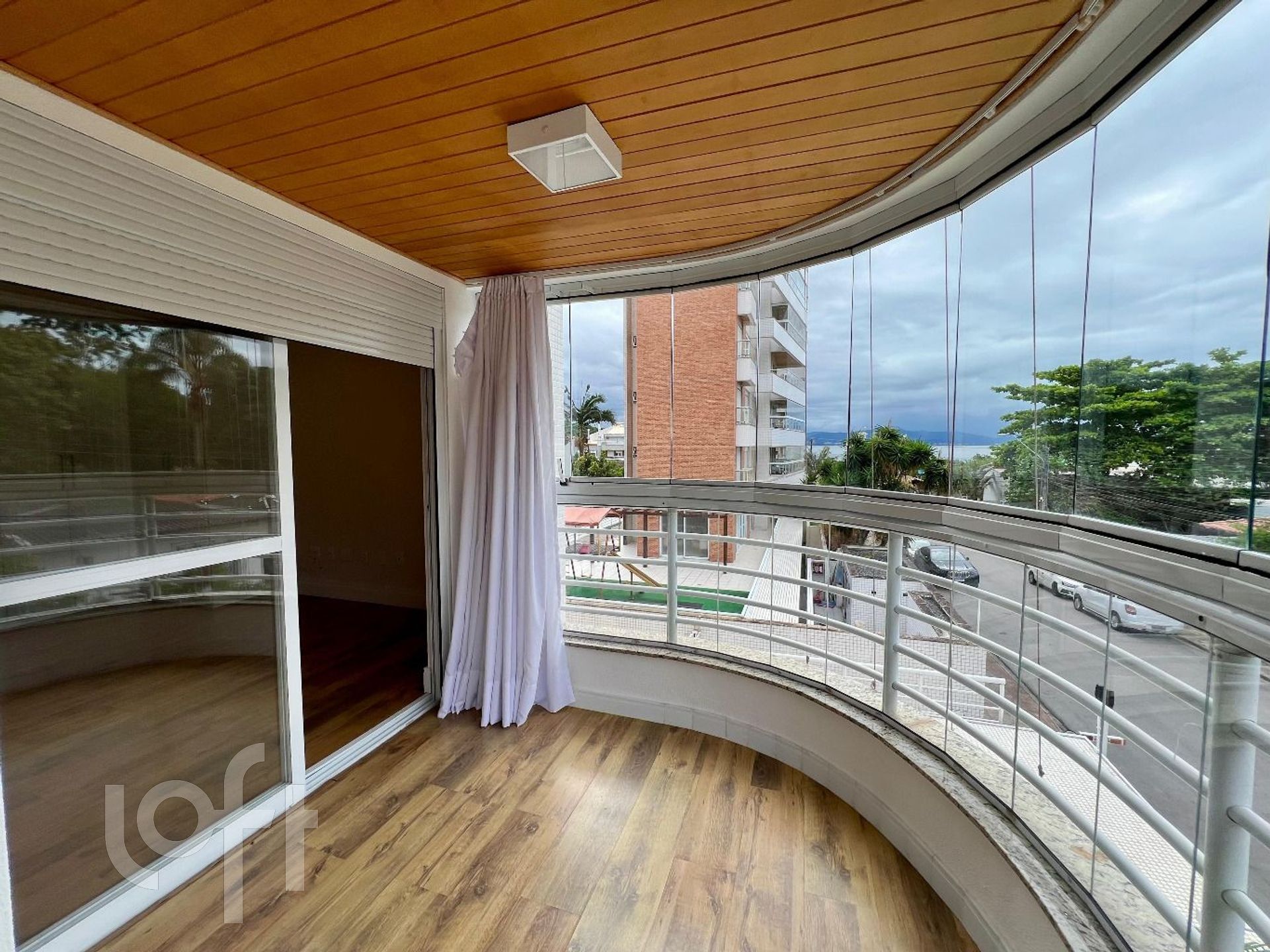Apartamentos com 115m², 3 quartos, 2 suítes, 2 garagens, no bairro João Paulo em Florianópolis