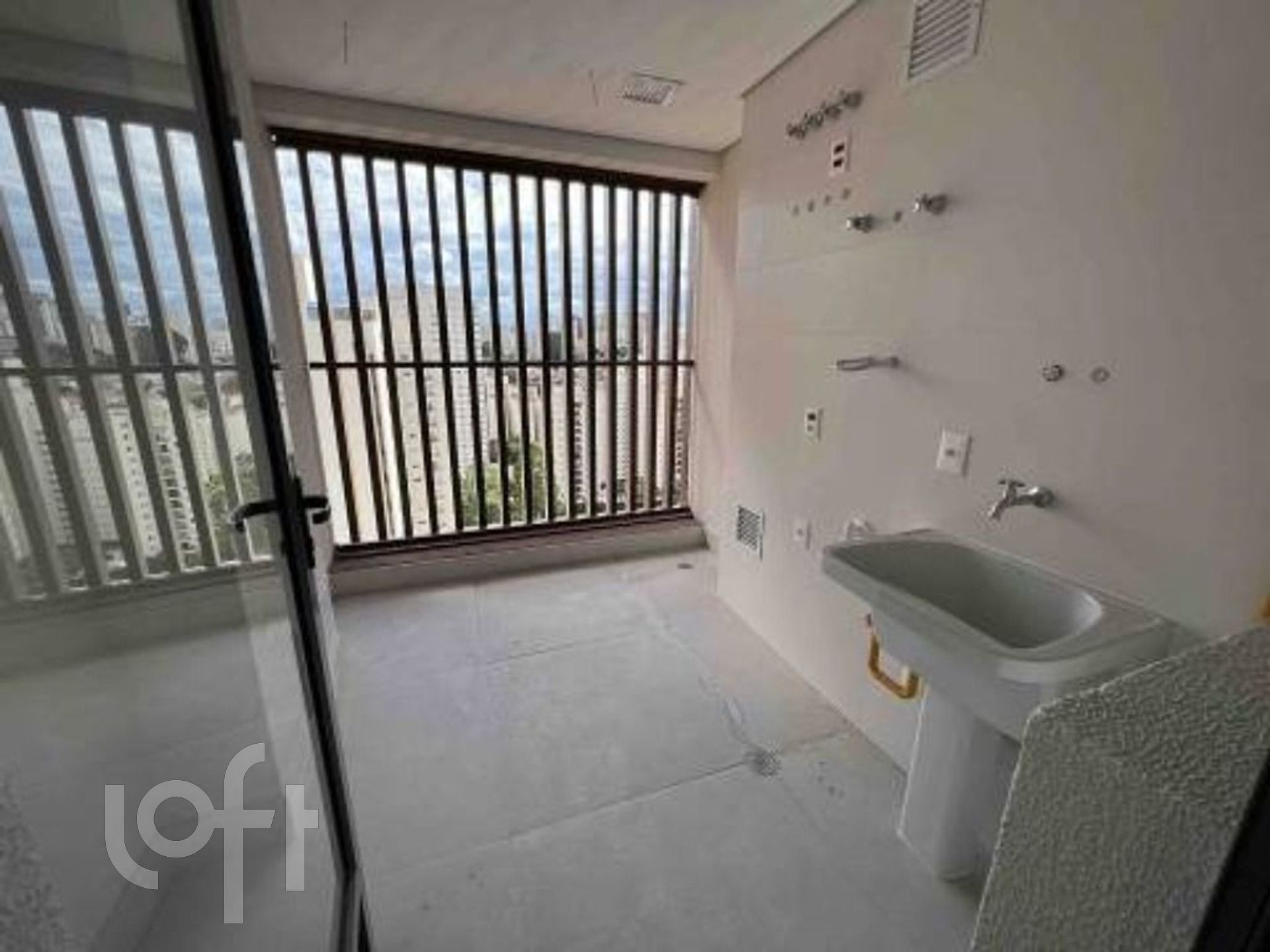 Apartamento à venda com 4 quartos, 165m² - Foto 7