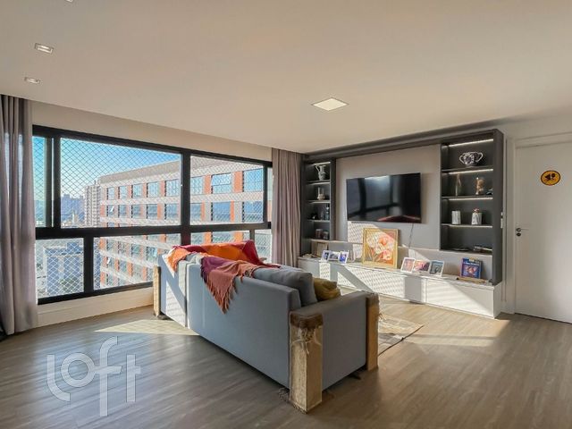 Apartamento com 94m², 2 dormitórios, 2 suítes, 2 vagas, Menino Deus em Porto Alegre