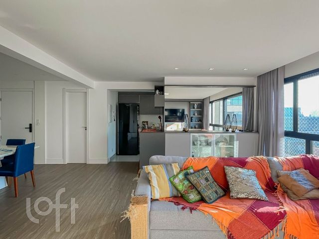 Apartamento com 94m², 2 dormitórios, 2 suítes, 2 vagas, Menino Deus em Porto Alegre