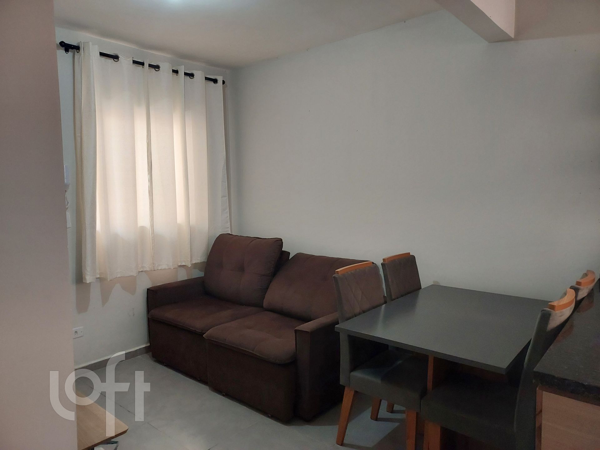 Apartamento à venda em Parque Maria Luiza com 38 m², 2 quartos, 0 vagas