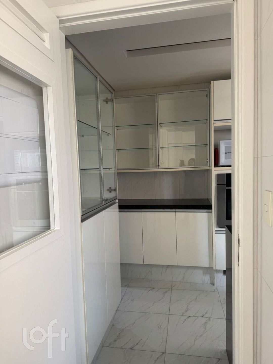 Apartamento à venda com 3 quartos, 142m² - Foto 9