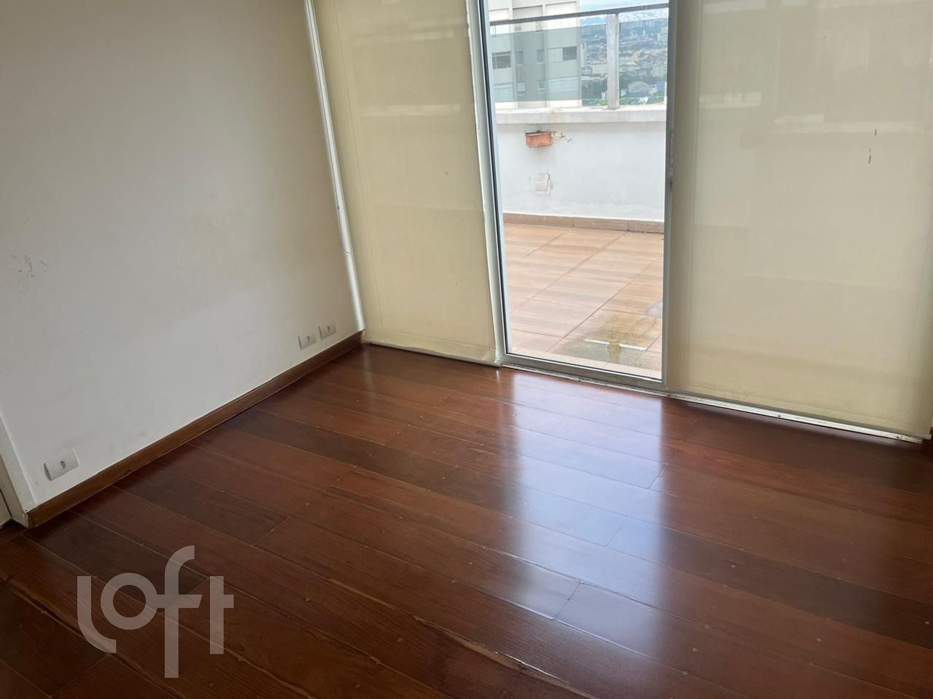 Apartamento à venda com 4 quartos, 330m² - Foto 35