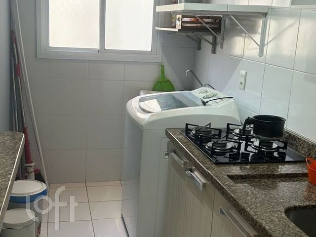 Apartamento com 65m², 2 dormitórios, 1 suíte, 1 vaga, Vila Ipiranga em Porto Alegre