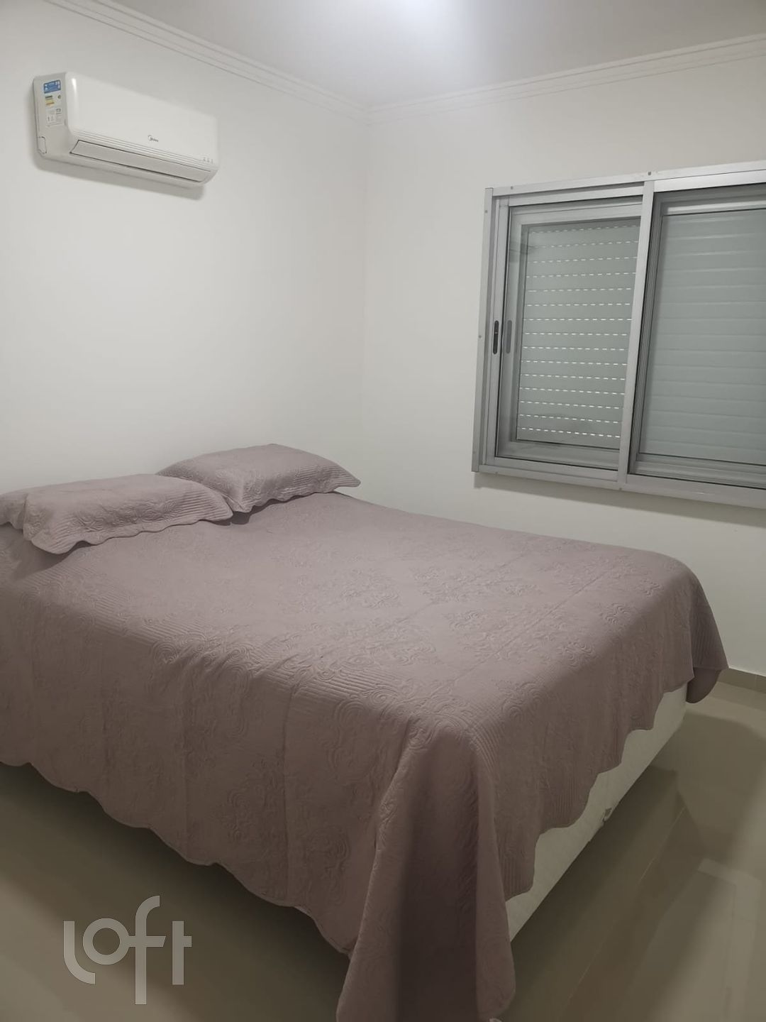 Apartamento à venda com 2 quartos, 65m² - Foto 2