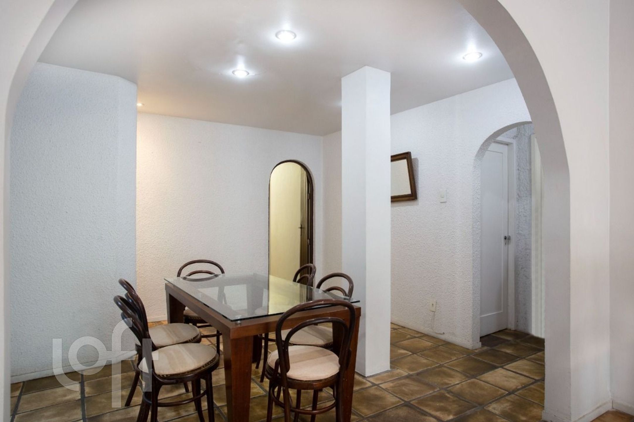 Apartamento à venda com 4 quartos, 160m² - Foto 4