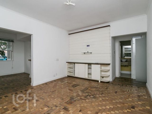 Casa com 250m², 3 dormitórios, 4 vagas, Petrópolis em Porto Alegre