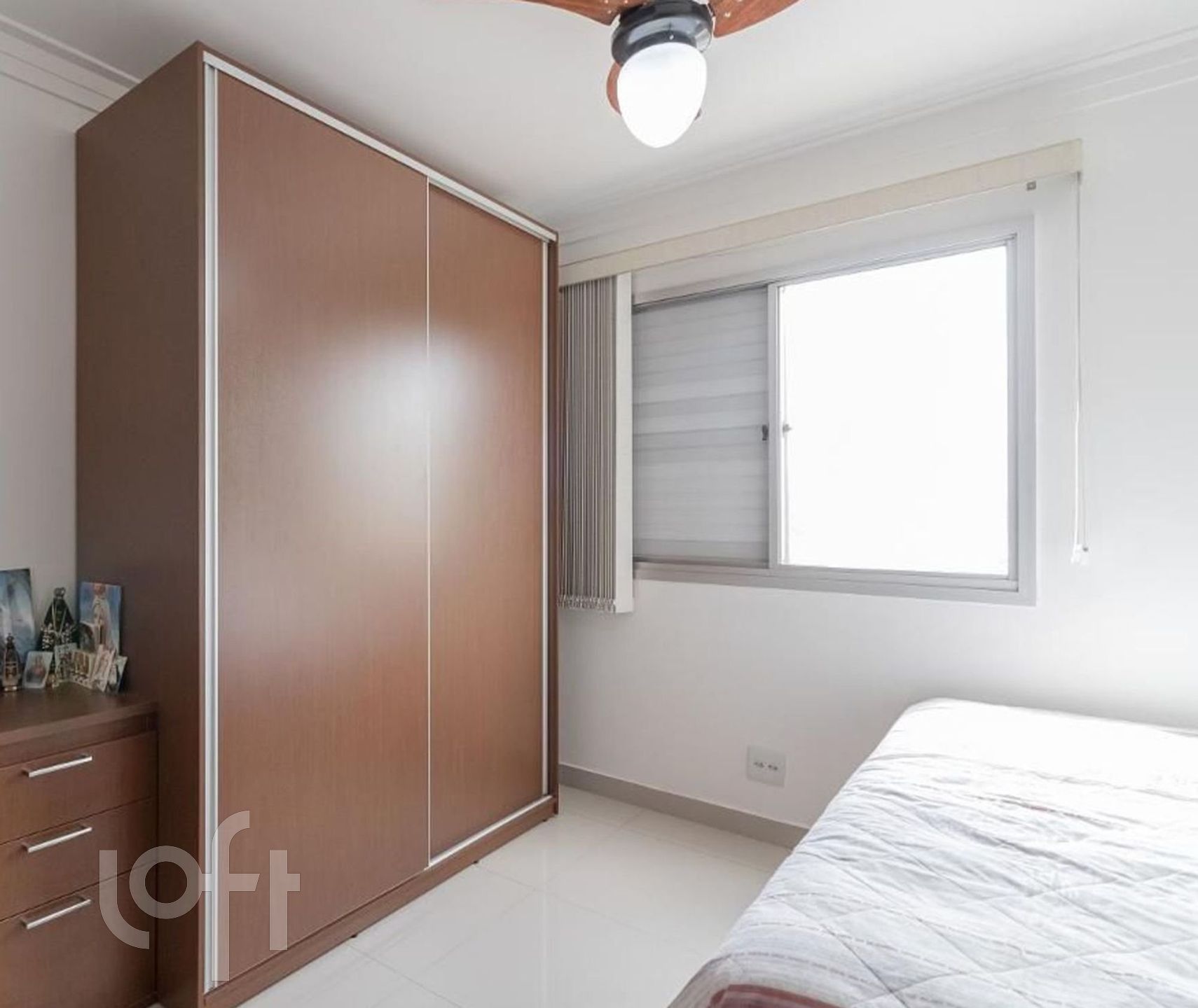 Apartamento à venda com 2 quartos, 65m² - Foto 2