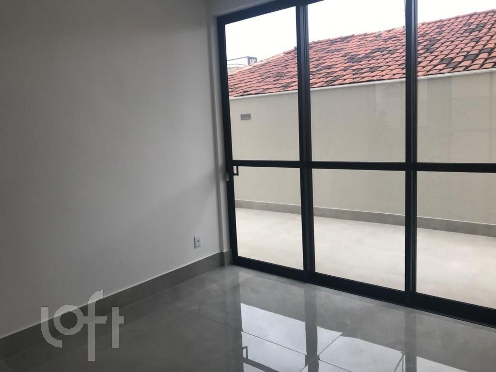 Apartamento à venda com 3 quartos, 87m² - Foto 2