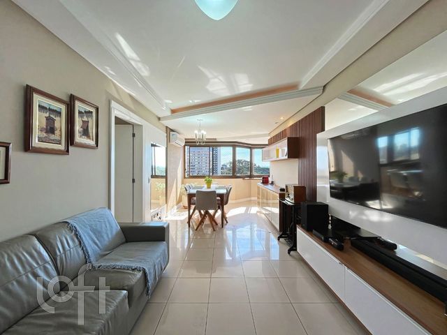 Apartamento com 94m², 3 dormitórios, 1 suíte, 2 vagas, Vila Ipiranga em Porto Alegre