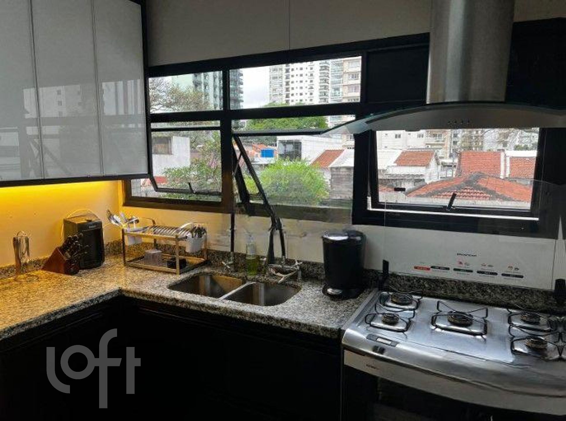 Apartamento à venda com 3 quartos, 179m² - Foto 9