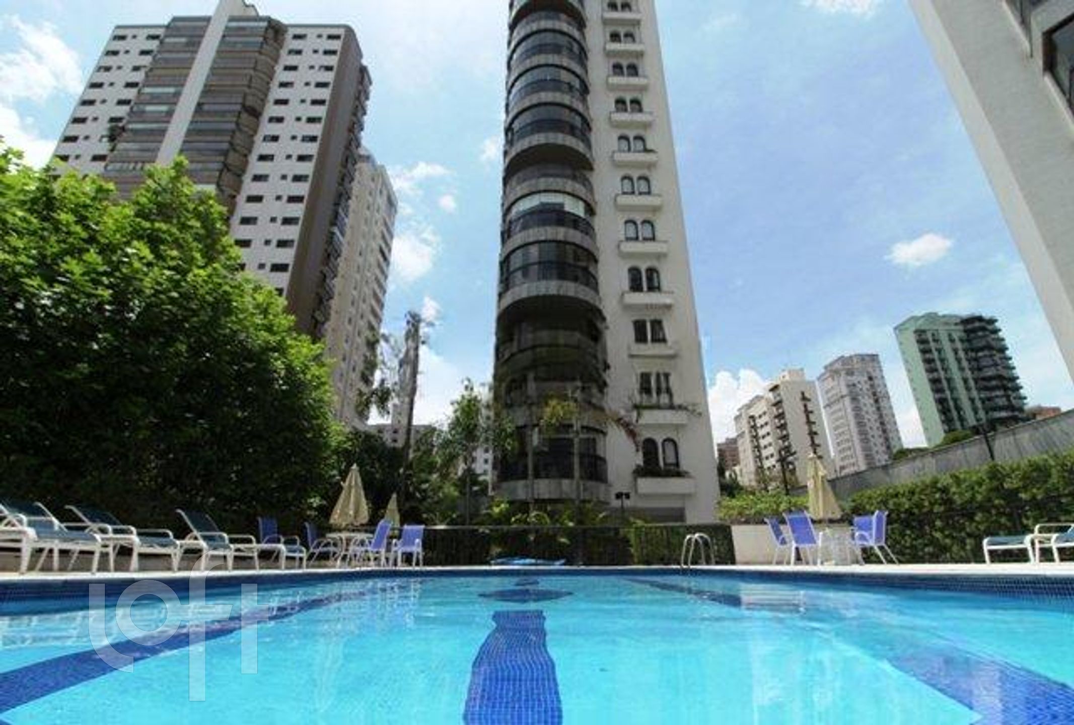 Apartamento à venda com 3 quartos, 179m² - Foto 23