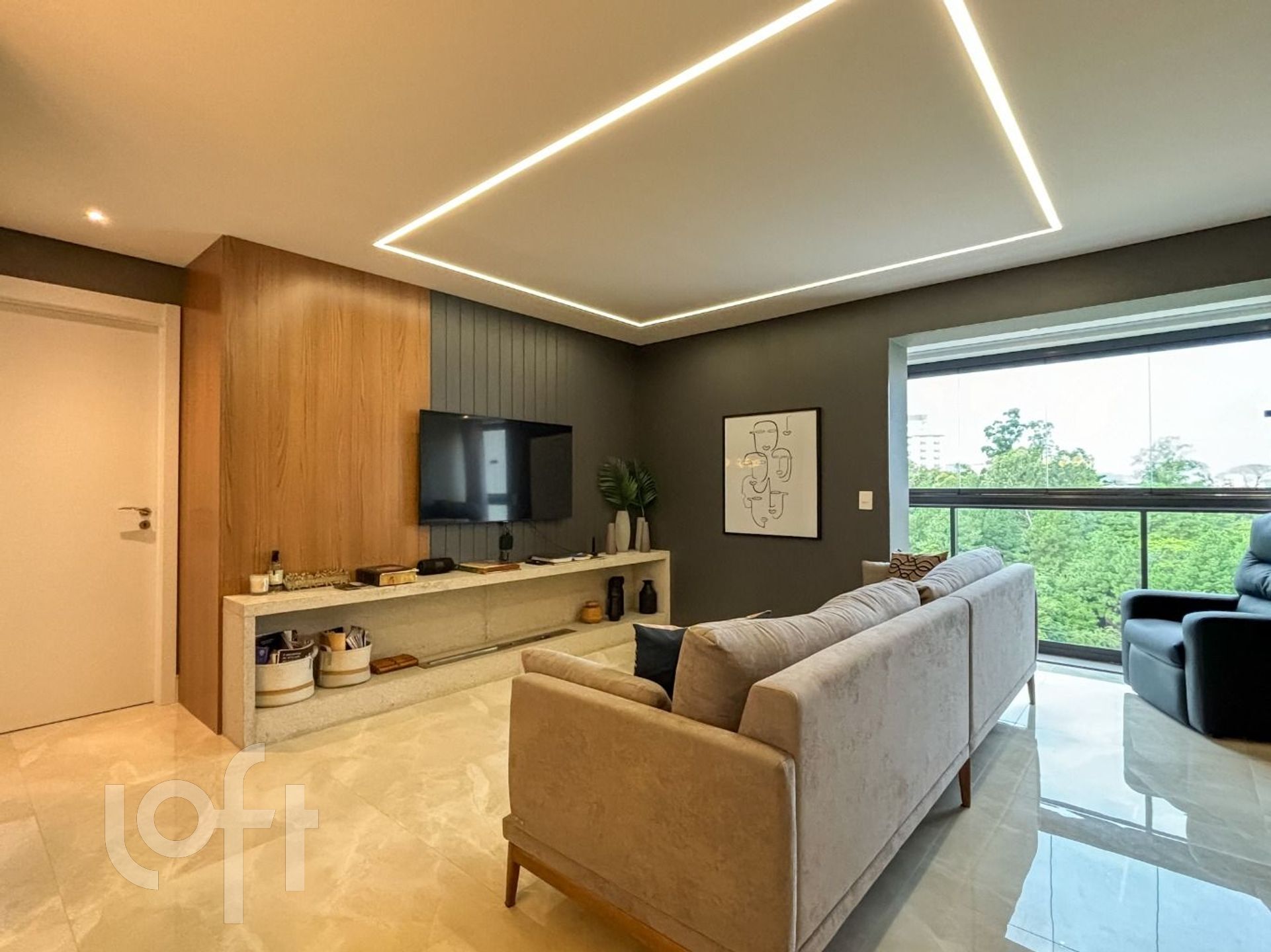 Apartamento com 74m², 2 dormitórios, 1 suíte, 2 vagas, Petrópolis em Porto Alegre