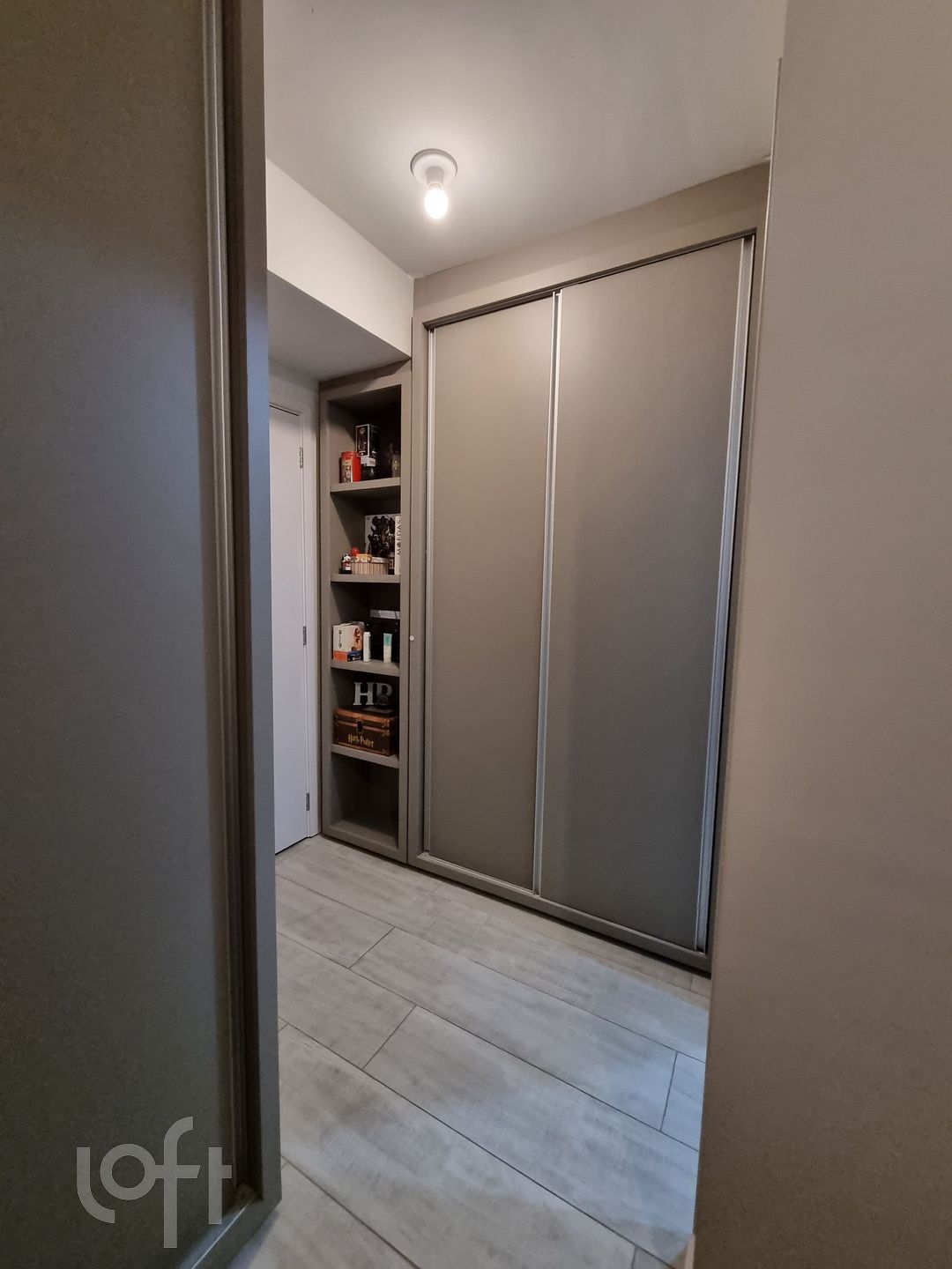 Apartamento à venda com 2 quartos, 80m² - Foto 2