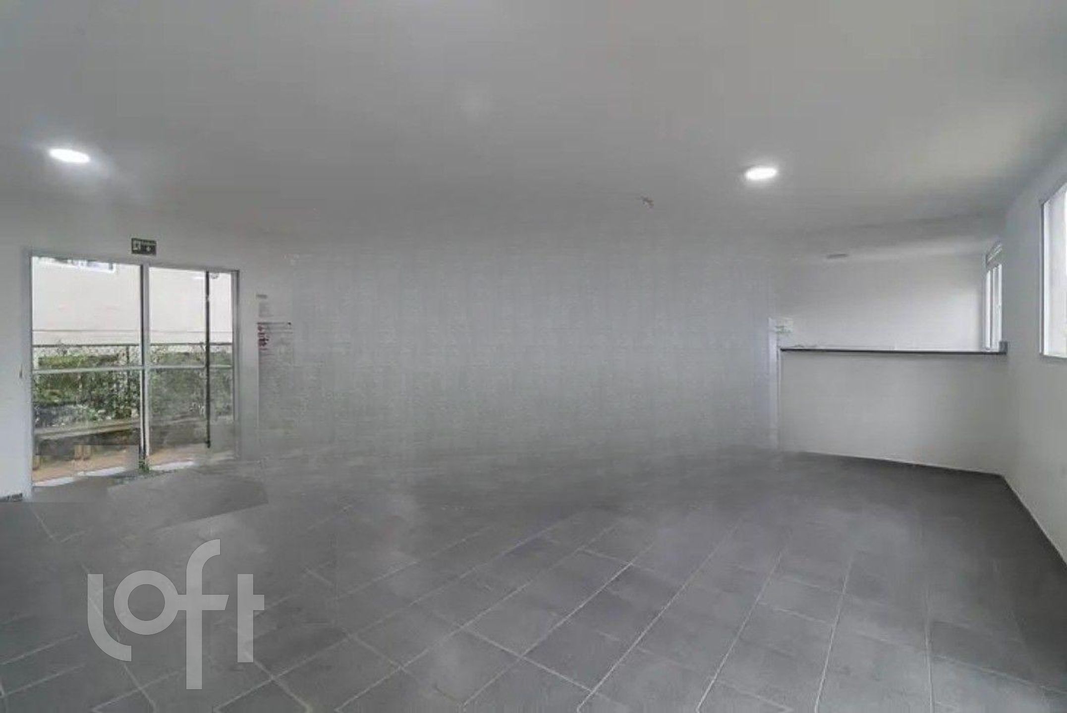 Apartamento à venda com 2 quartos, 42m² - Foto 18