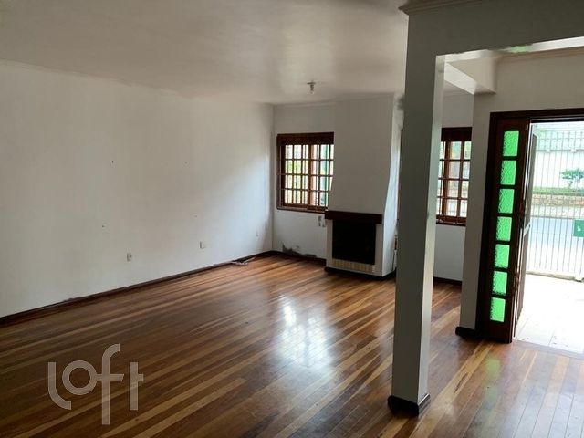 Casa com 180m², 3 dormitórios, 1 suíte, Jardim Botânico em Porto Alegre