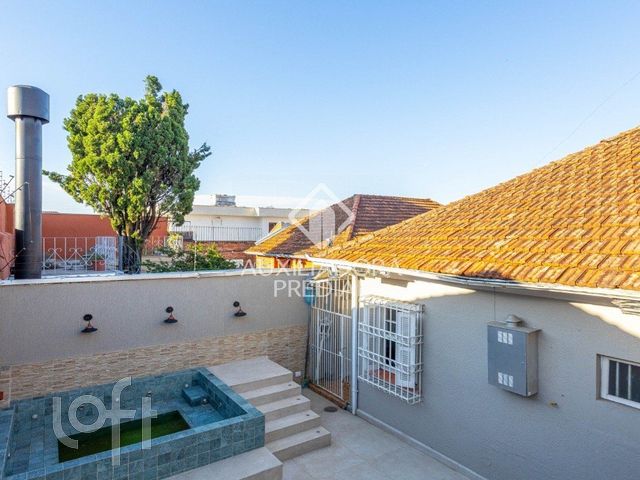 Casa com 195m², 3 dormitórios, 3 suítes, 3 vagas, São João em Porto Alegre