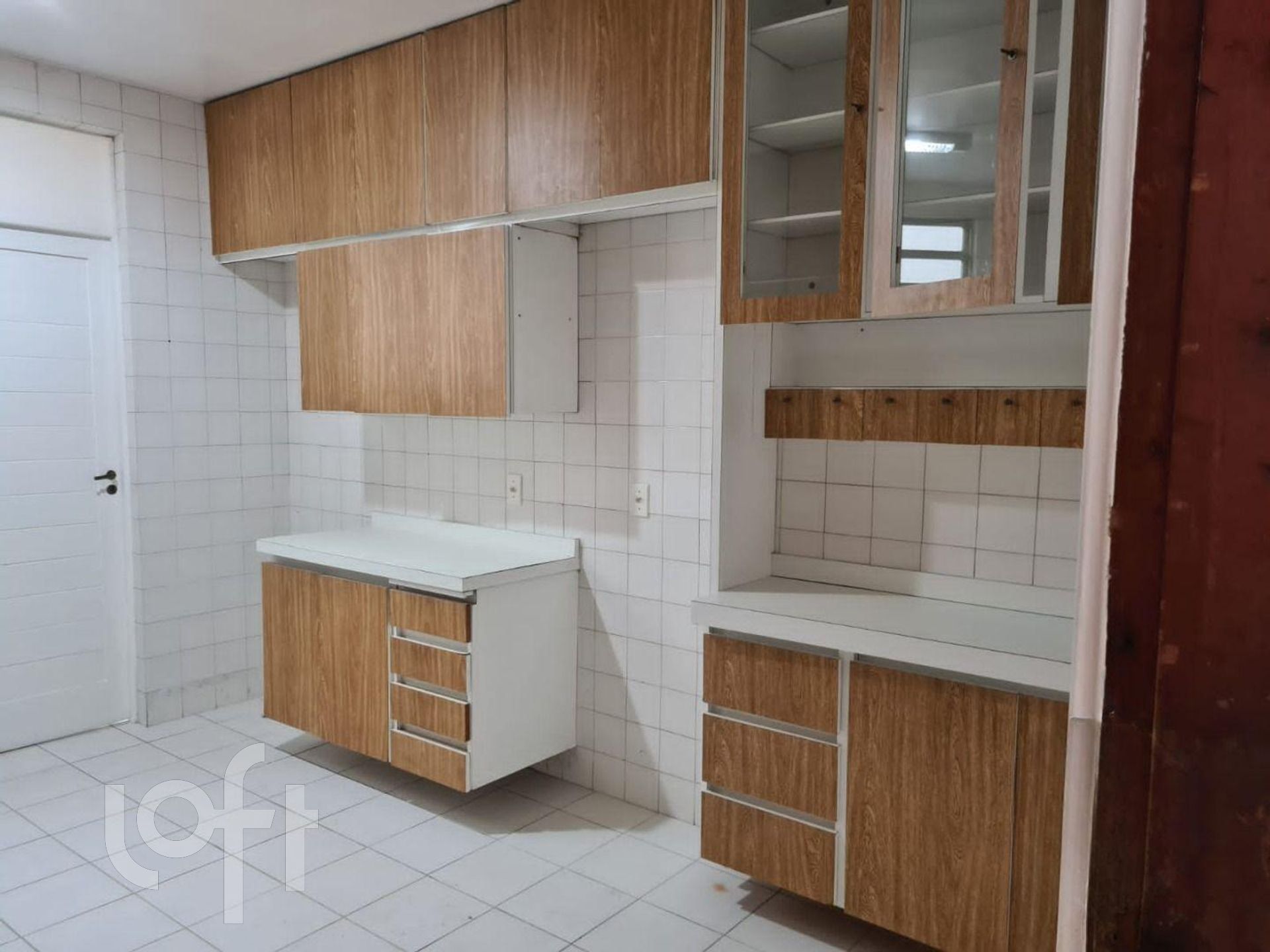 Apartamento à venda com 3 quartos, 136m² - Foto 18