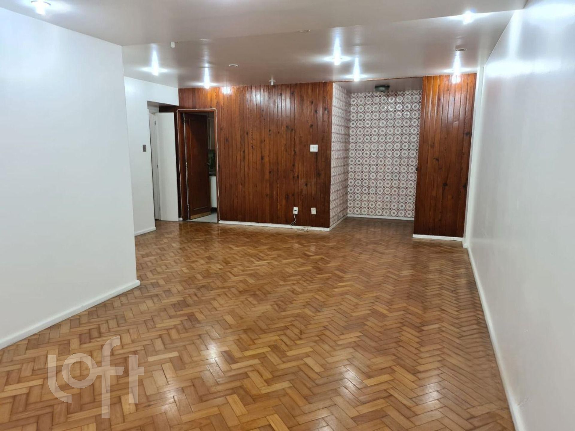 Apartamento à venda com 3 quartos, 136m² - Foto 4