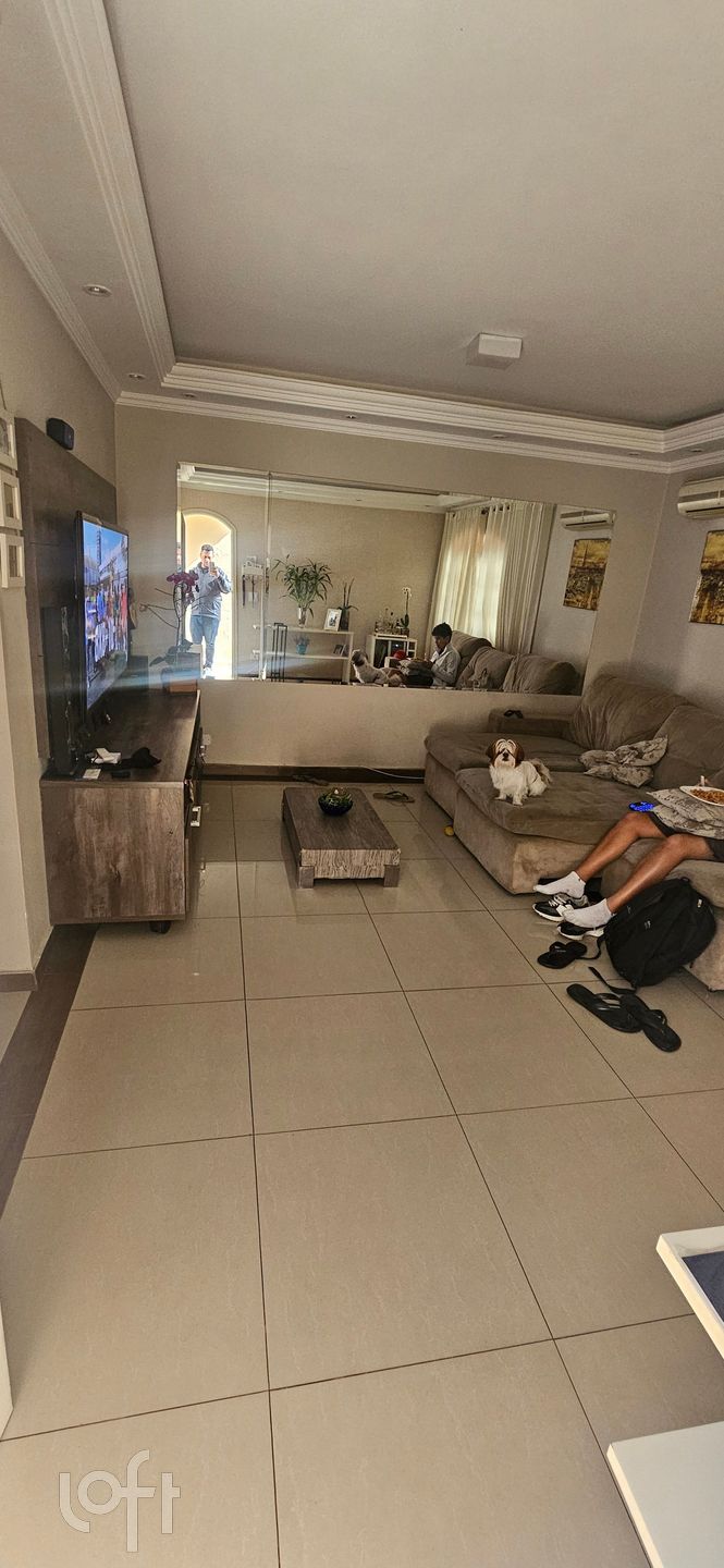 Apartamento à venda em Vila Constanca com 125 m²,