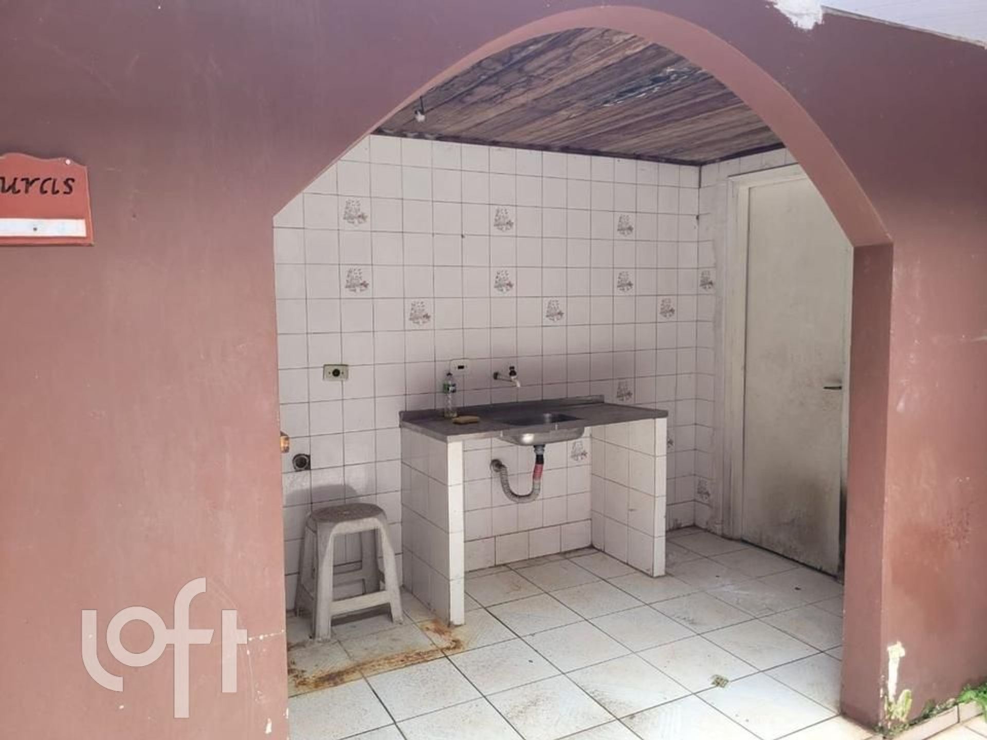 Casa à venda com 4 quartos, 200m² - Foto 16