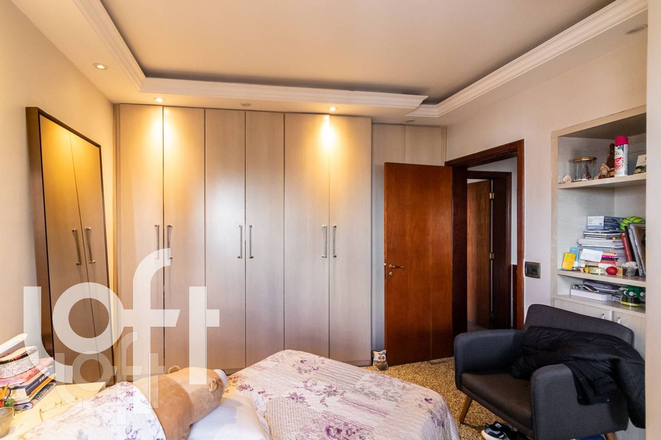 Apartamento à venda com 4 quartos, 267m² - Foto 9