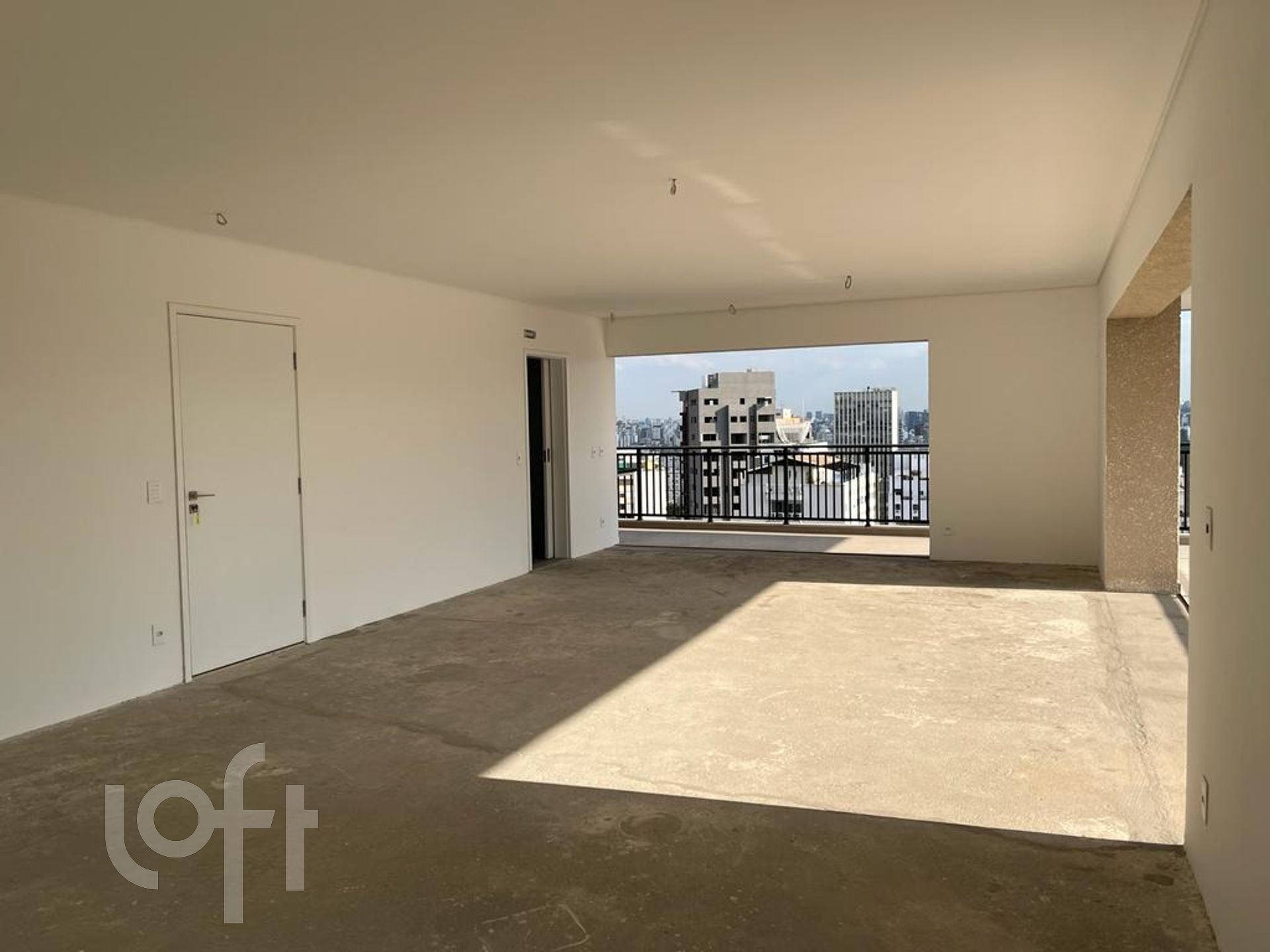 Apartamento à venda com 3 quartos, 227m² - Foto 13