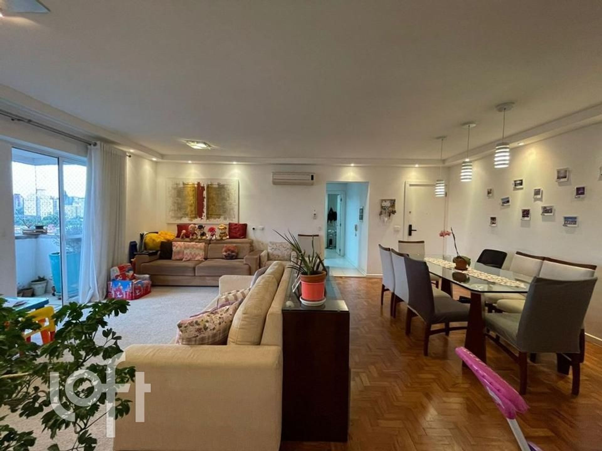 Apartamento à venda com 2 quartos, 105m² - Foto 1