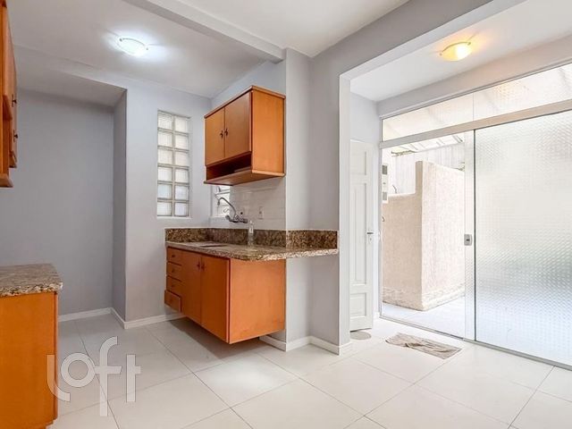 Apartamento com 94m², 3 dormitórios, 1 vaga, Bom Fim em Porto Alegre