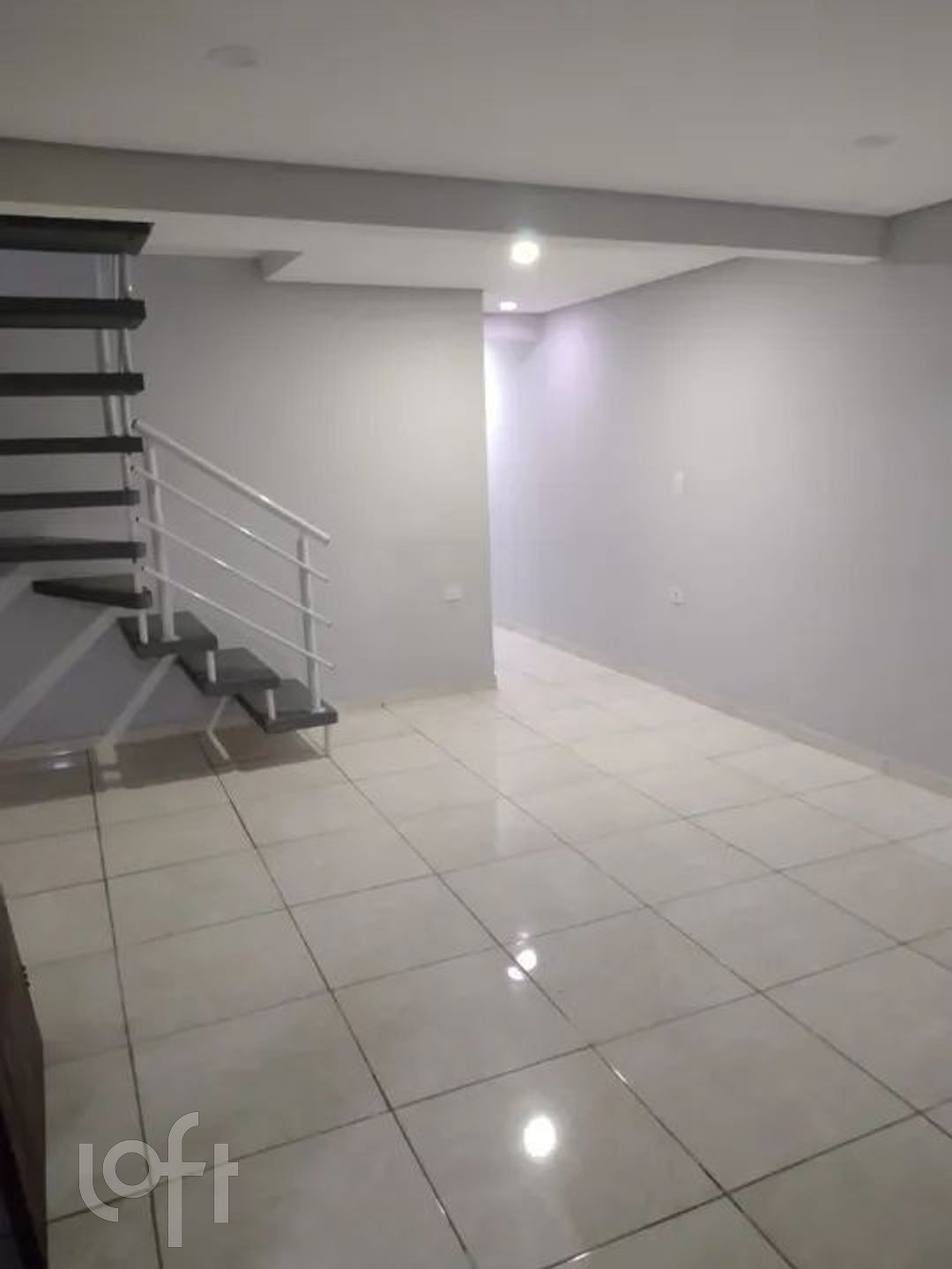 Casa à venda em Jaraguá com 180 m², 4 quartos, 1 v