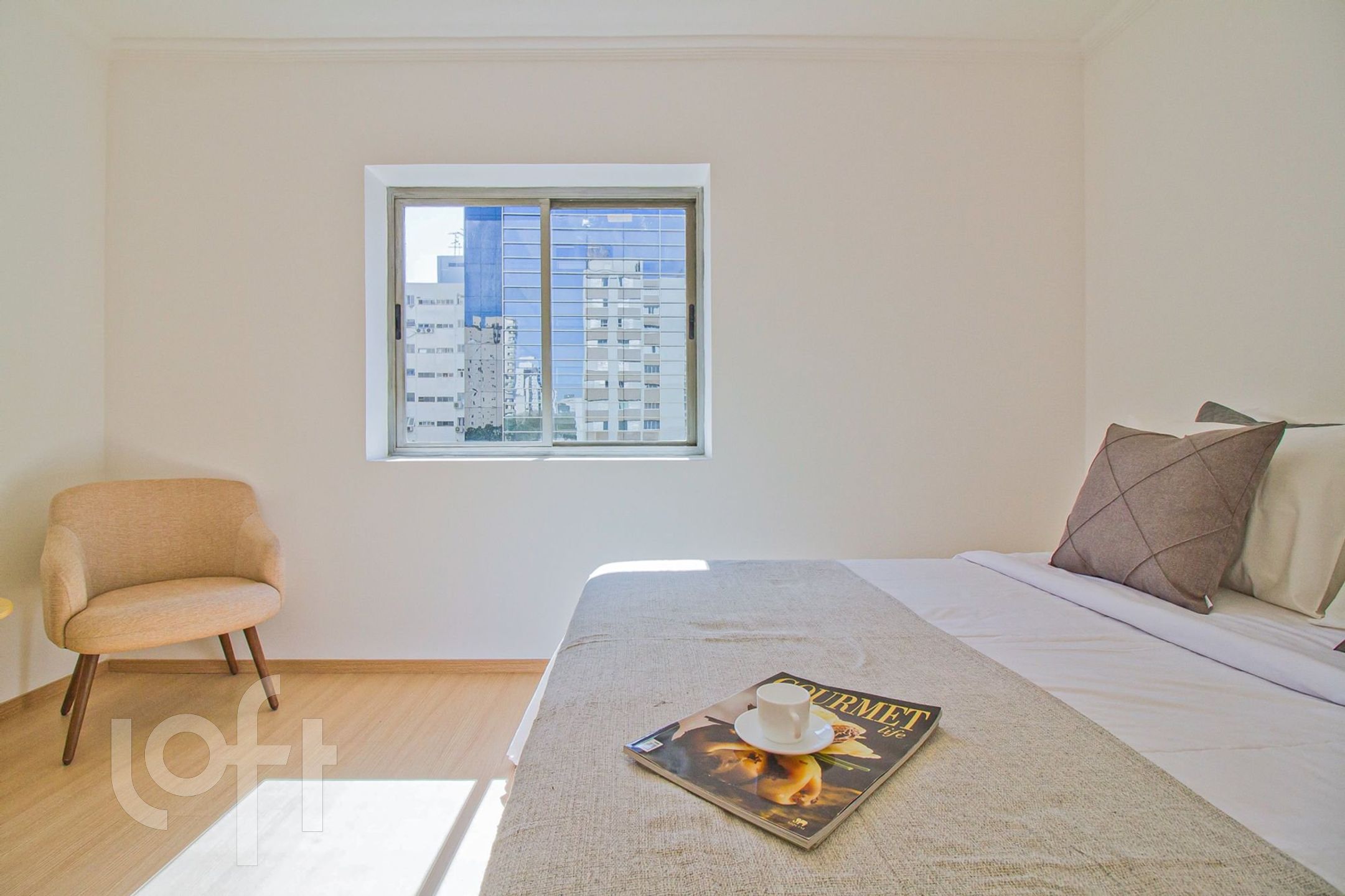 Apartamento à venda com 2 quartos, 67m² - Foto 9