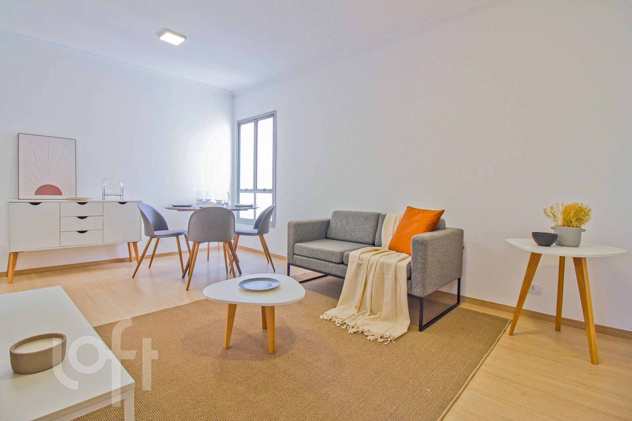 Apartamento à venda com 2 quartos, 67m² - Foto 1