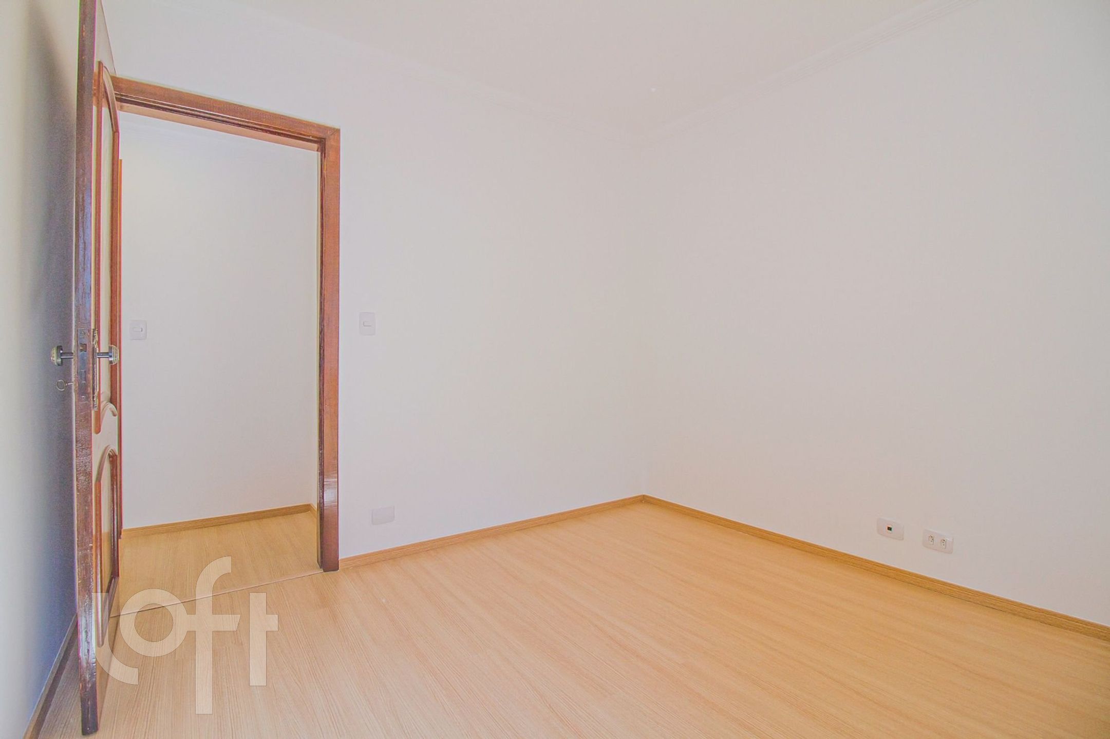 Apartamento à venda com 2 quartos, 67m² - Foto 6