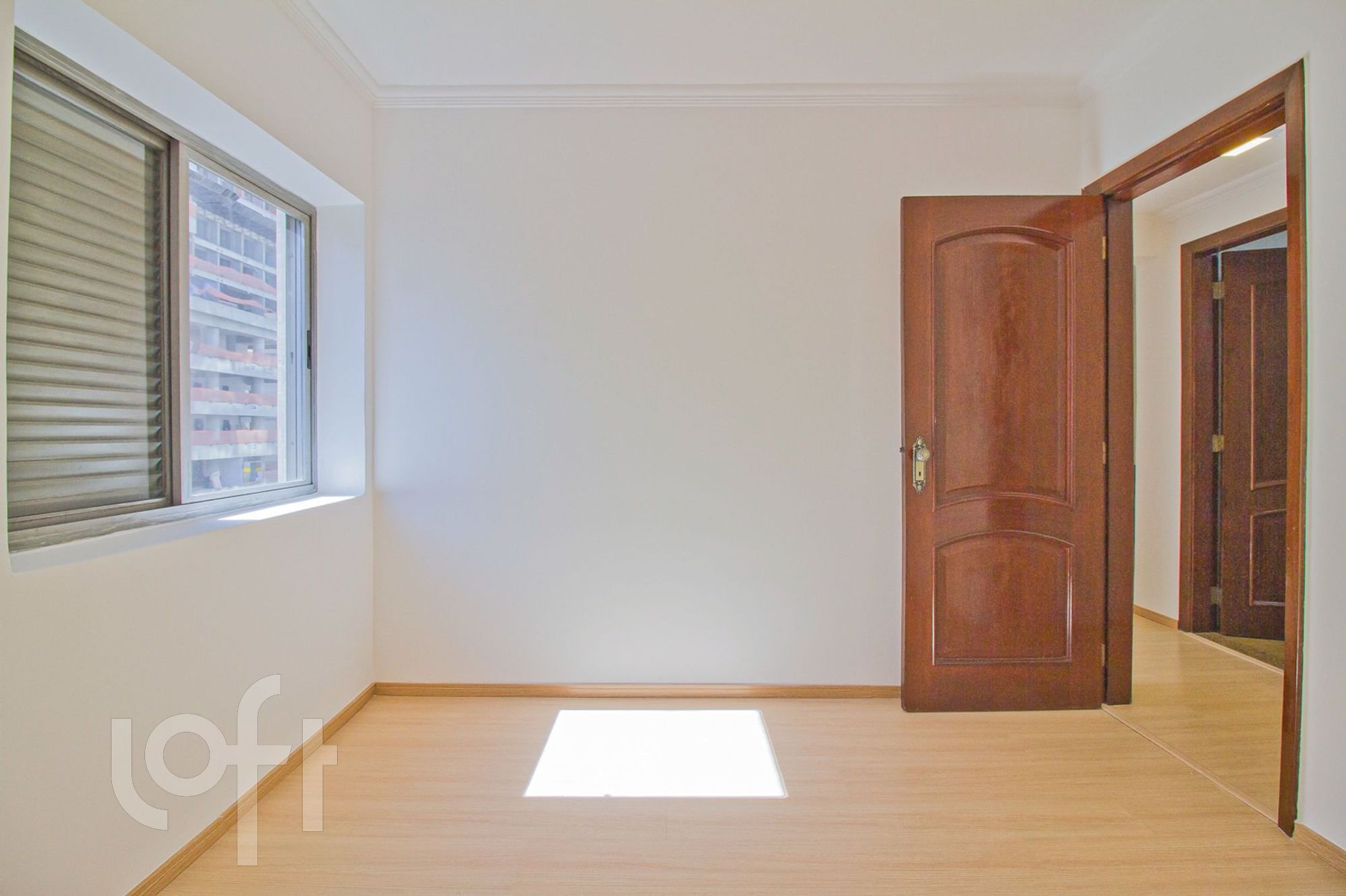 Apartamento à venda com 2 quartos, 67m² - Foto 7