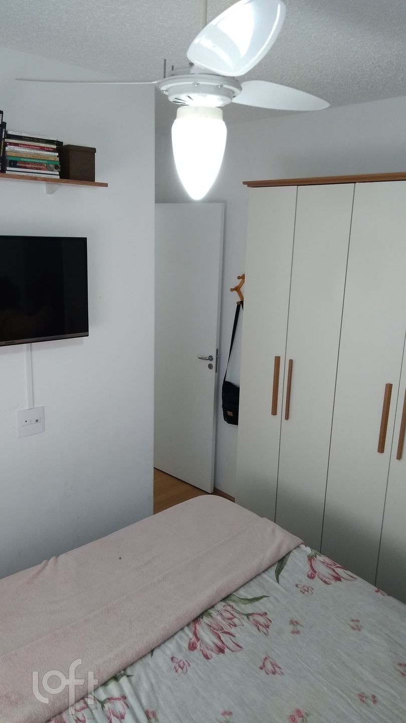 Apartamento à venda com 2 quartos, 40m² - Foto 4