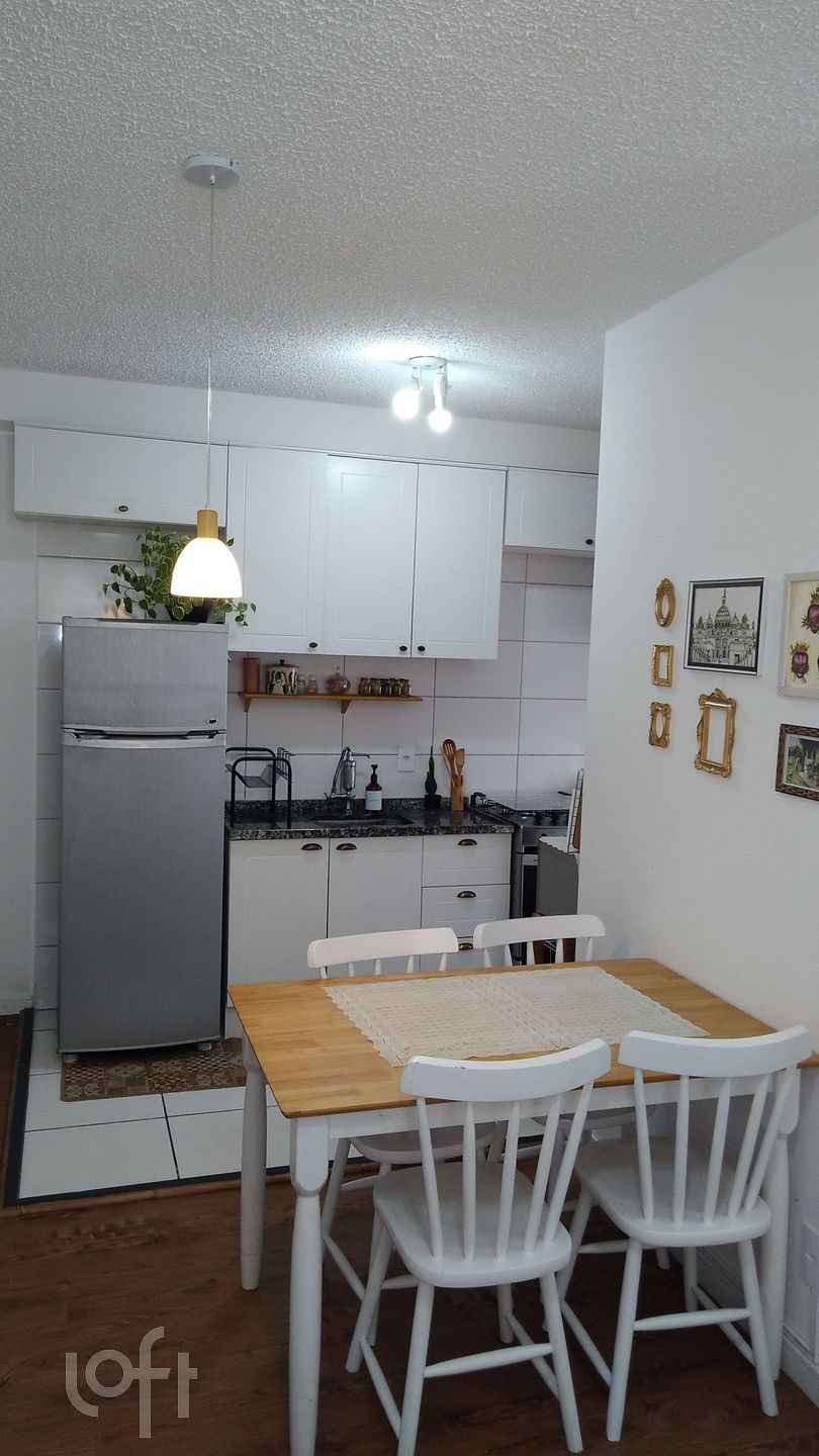 Apartamento à venda com 2 quartos, 40m² - Foto 6