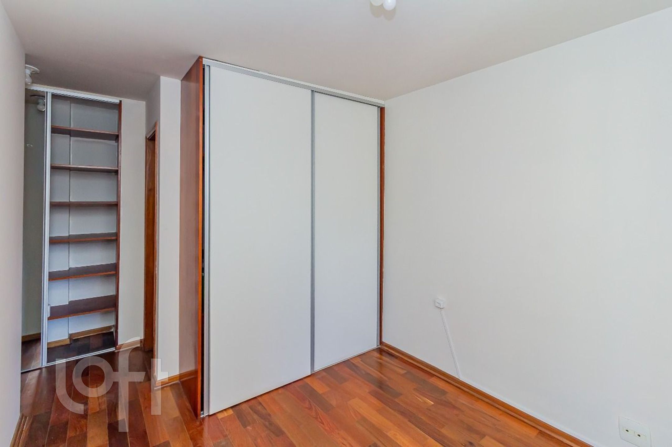 Imagem da propriedade PU5b8sdc 20