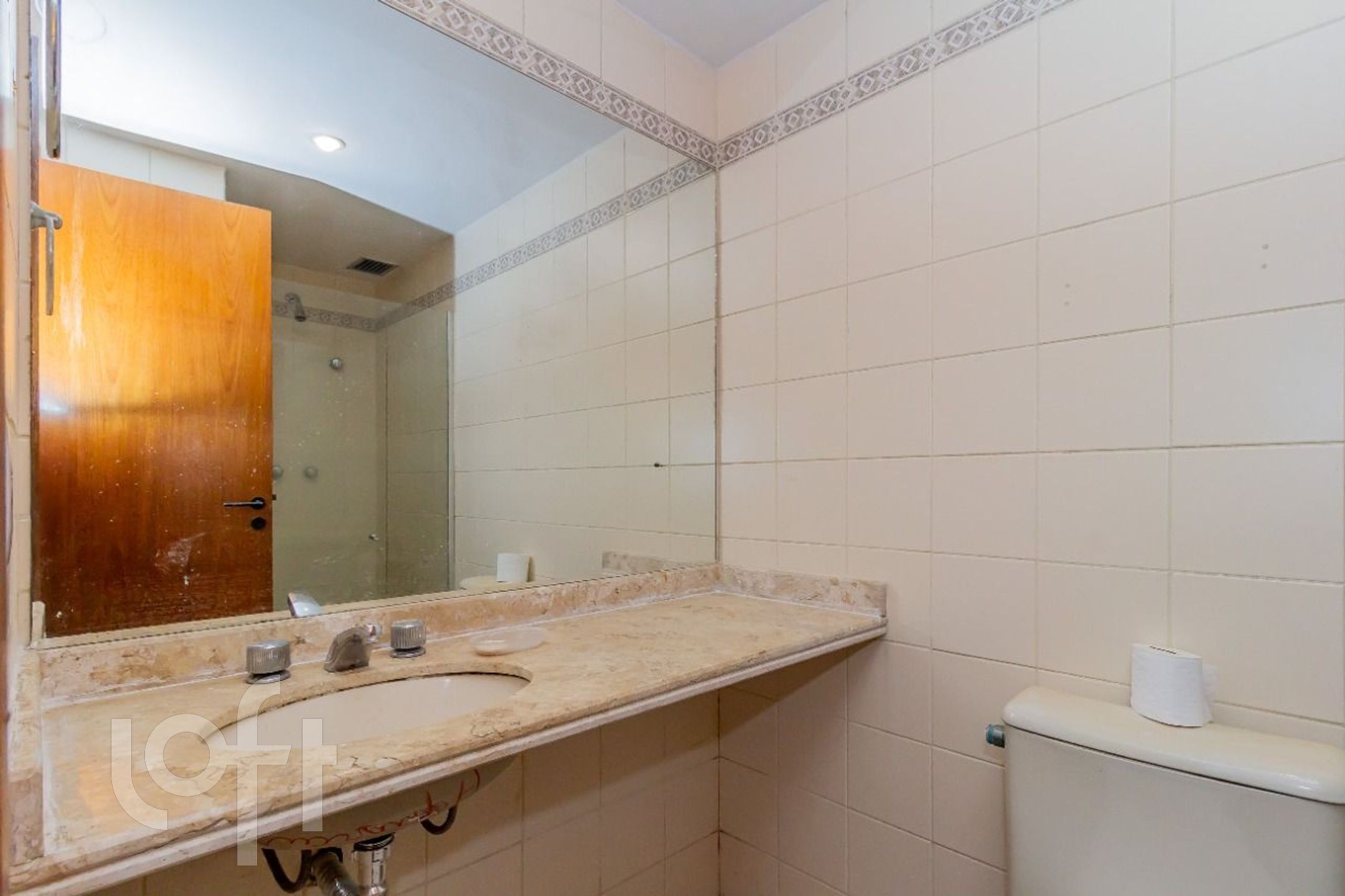 Imagem da propriedade PU5b8sdc 27