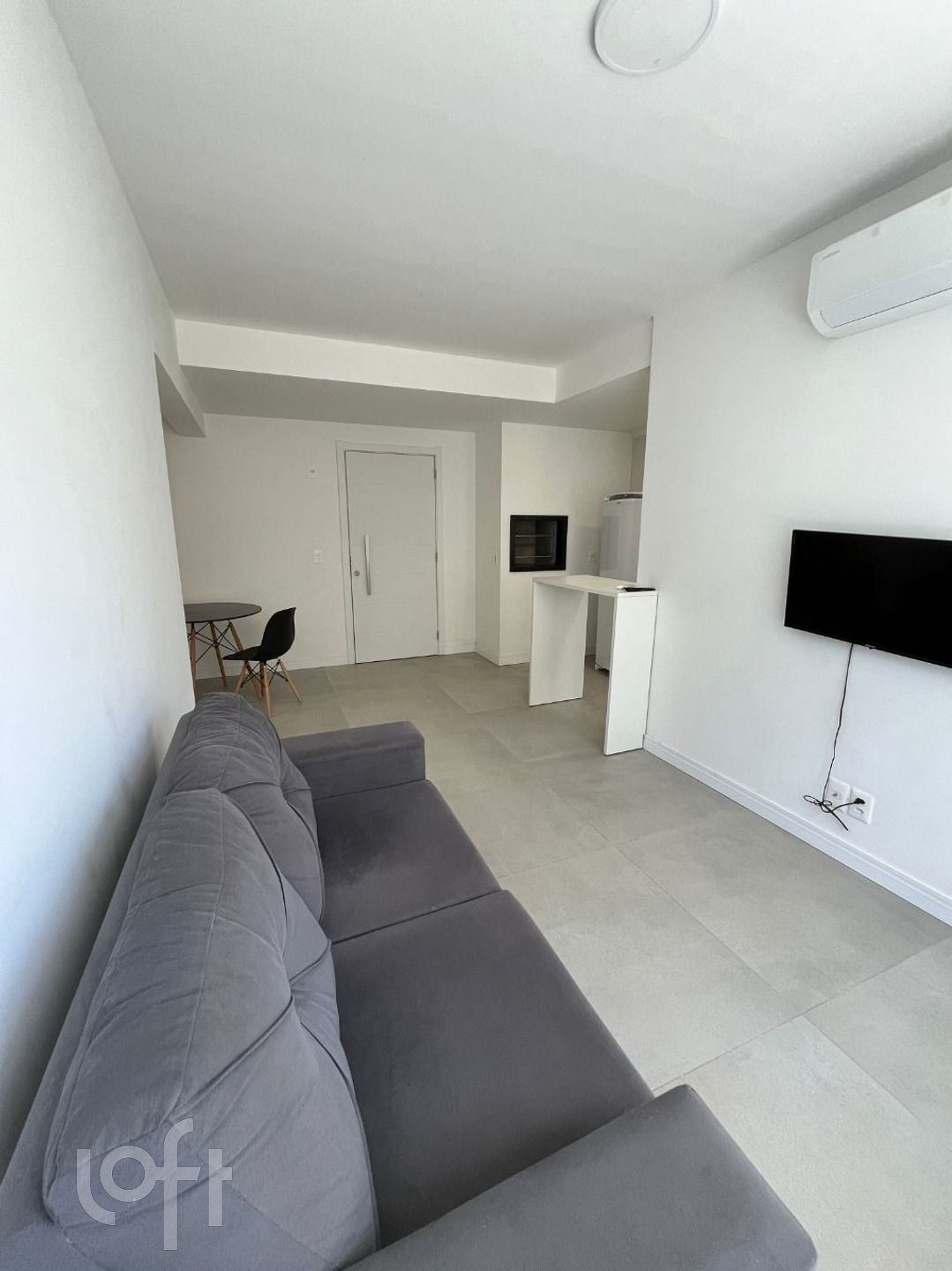 Apartamento com 58m², 2 dormitórios, 1 suíte, 1 vaga, Santana em Porto Alegre