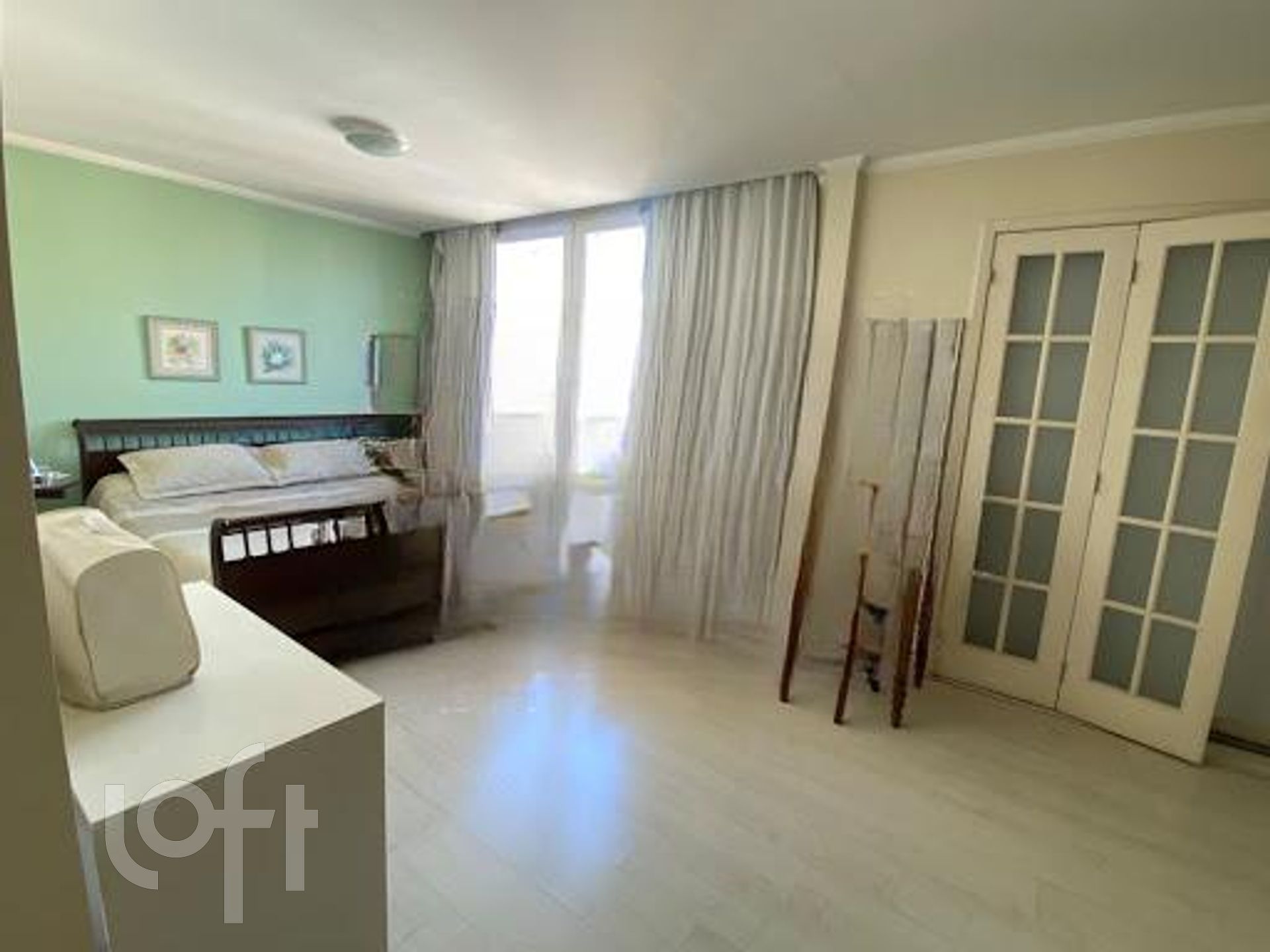 Apartamento à venda com 3 quartos, 134m² - Foto 4