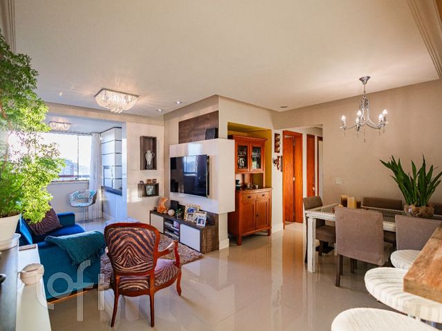 Apartamento com 96m², 3 dormitórios, 1 suíte, 2 vagas, Chácara das Pedras em Porto Alegre