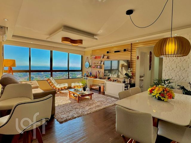 Apartamento com 81m², 2 dormitórios, 2 vagas, Cristo Redentor em Porto Alegre