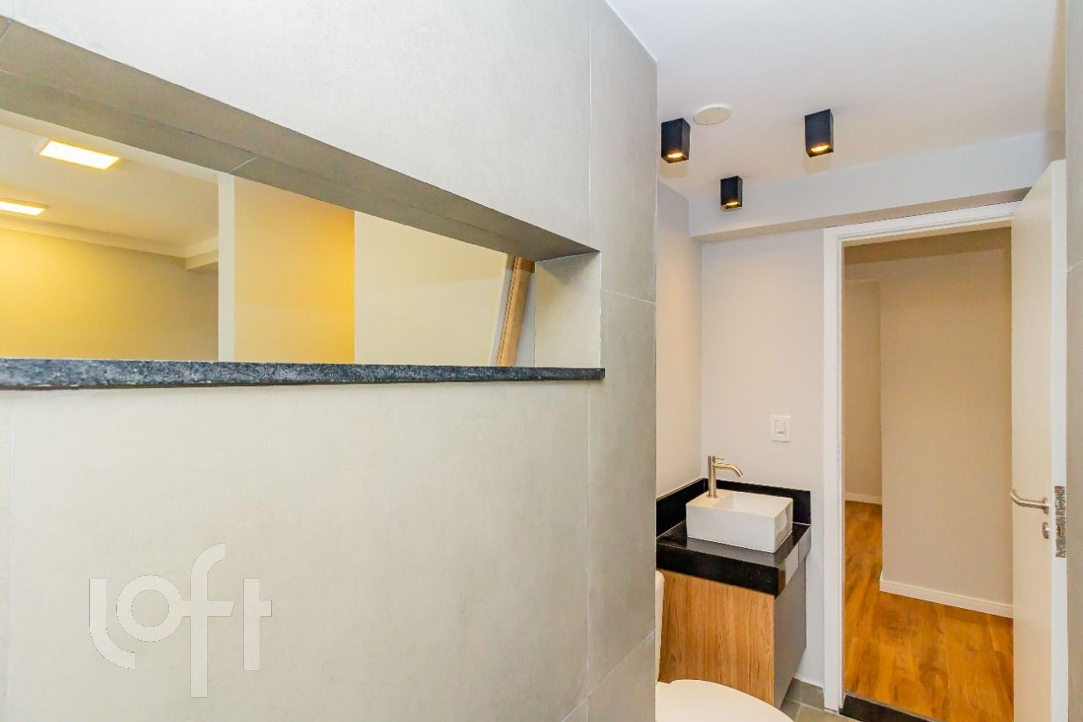 Apartamento à venda com 2 quartos, 69m² - Foto 21