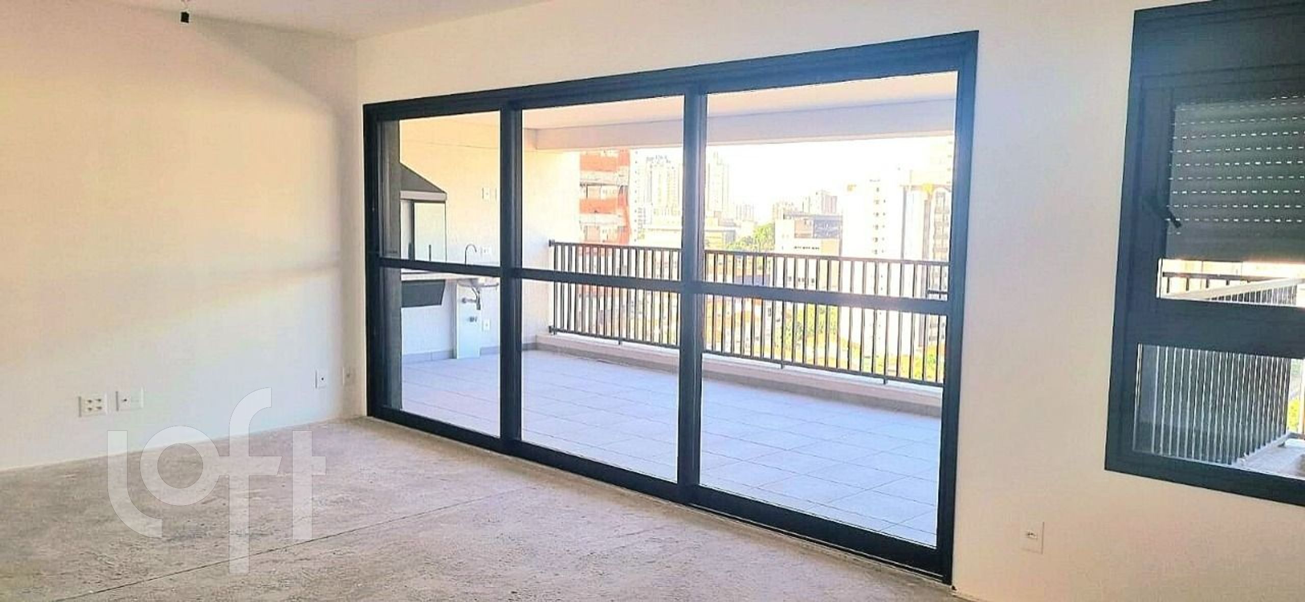 Apartamento à venda com 3 quartos, 147m² - Foto 3