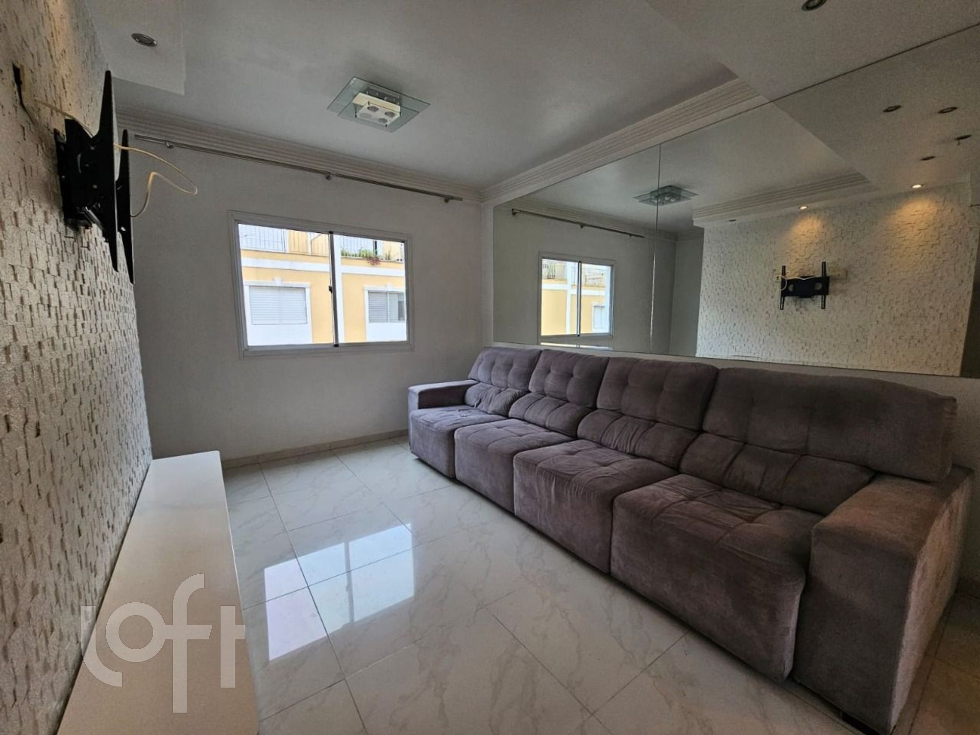 Casa em Condomínio na Vila Bertioga - SP